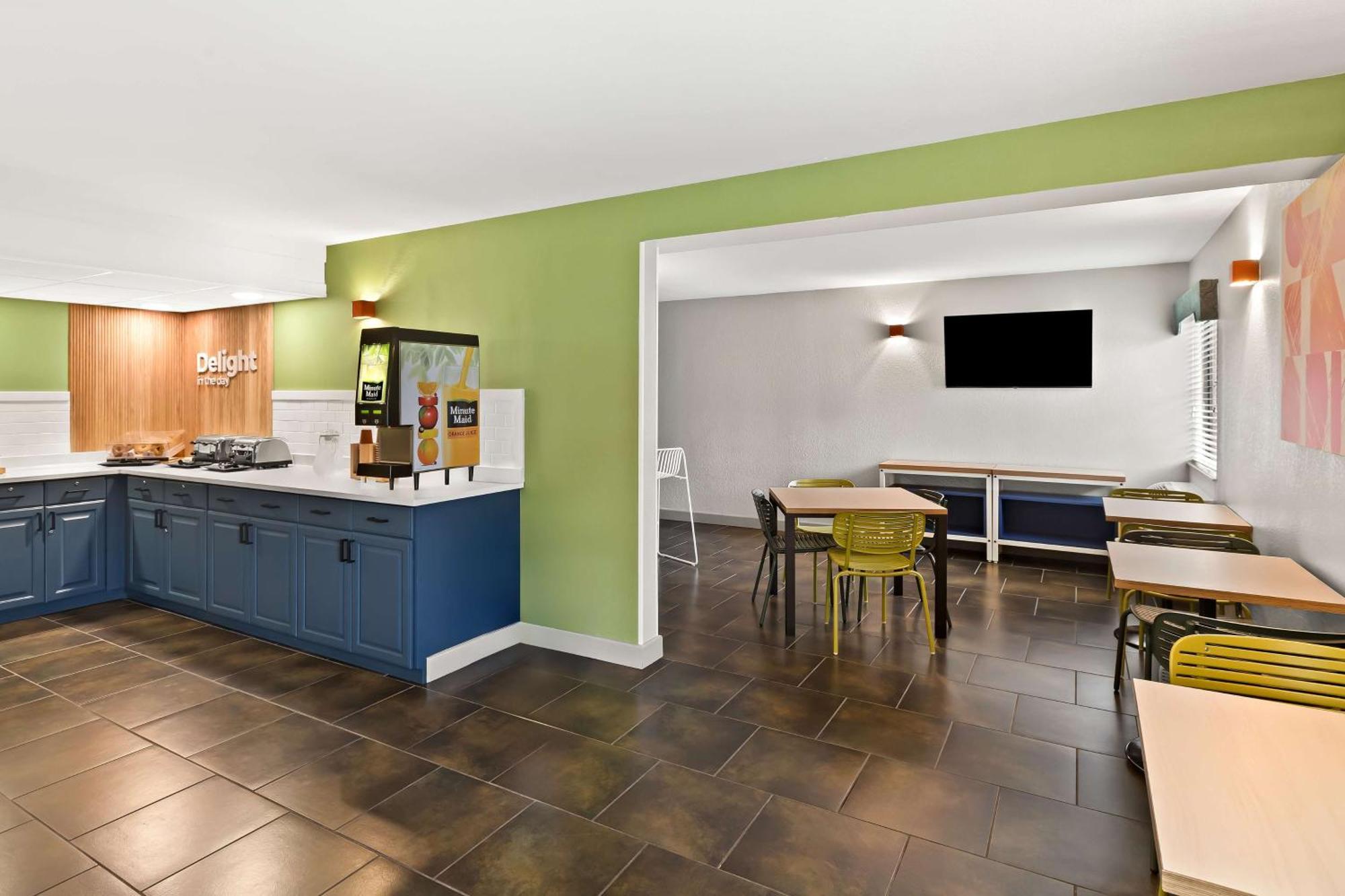 Spark By Hilton Wichita East מראה חיצוני תמונה
