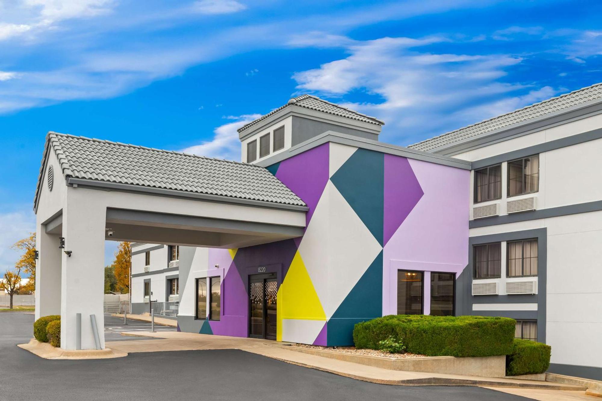 Spark By Hilton Wichita East מראה חיצוני תמונה